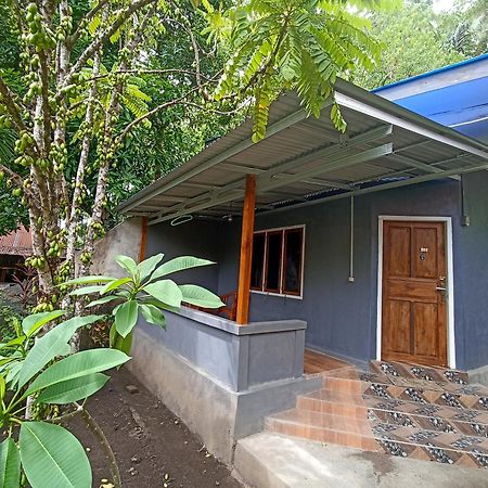 Bitung Tangkoko Ranger Homestay מראה חיצוני תמונה