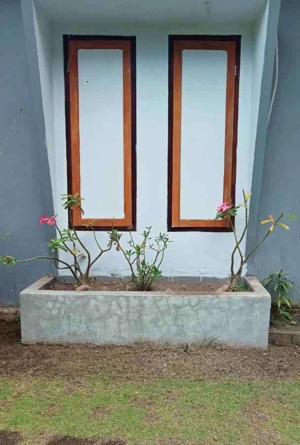 Bitung Tangkoko Ranger Homestay מראה חיצוני תמונה