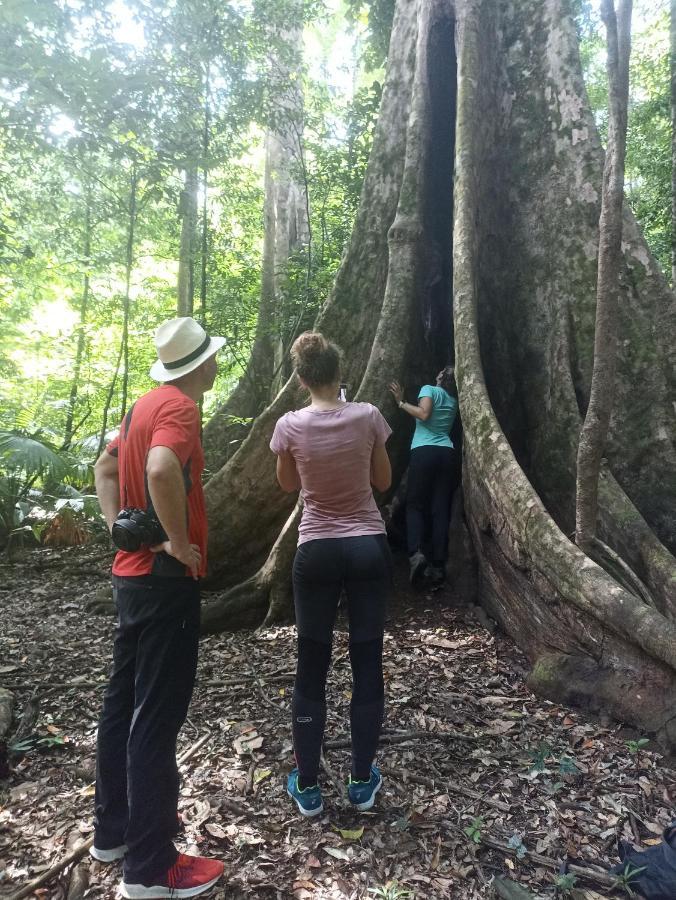 Bitung Tangkoko Ranger Homestay מראה חיצוני תמונה